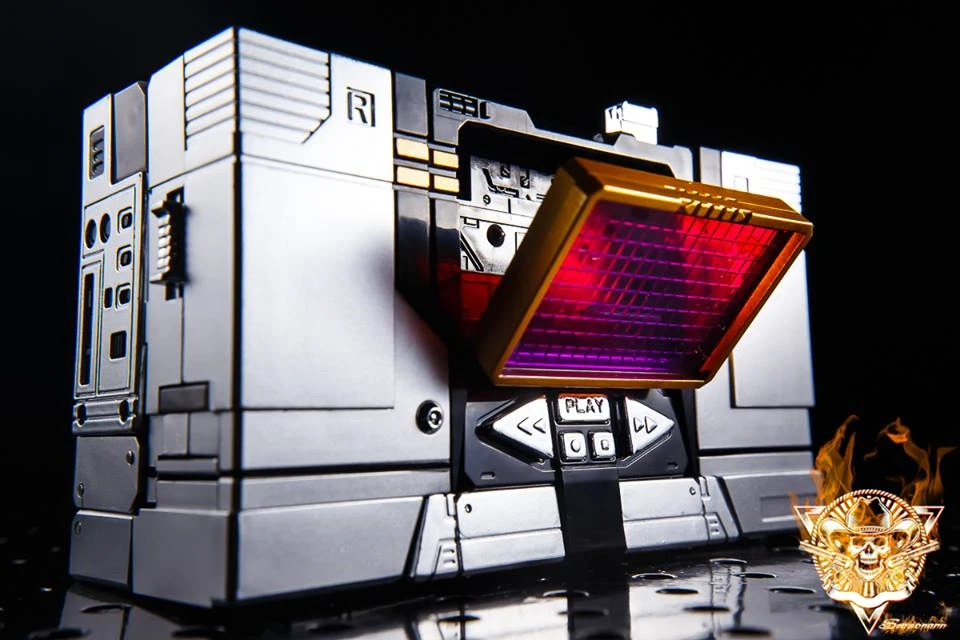 Toy House Factory THF-01B Soundblaster Soundwave MP-13B 11 Toy House Factory THF-01B Soundblaster Soundwave MP-13B - Image 9