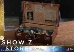 [Pre-Order] Hot Toys HT 1/6 Newt Scamander MMS512 Fantastic Beasts: The Crimes Of Grindelwald -Prime Collectibles Store 1a0aa21c3e