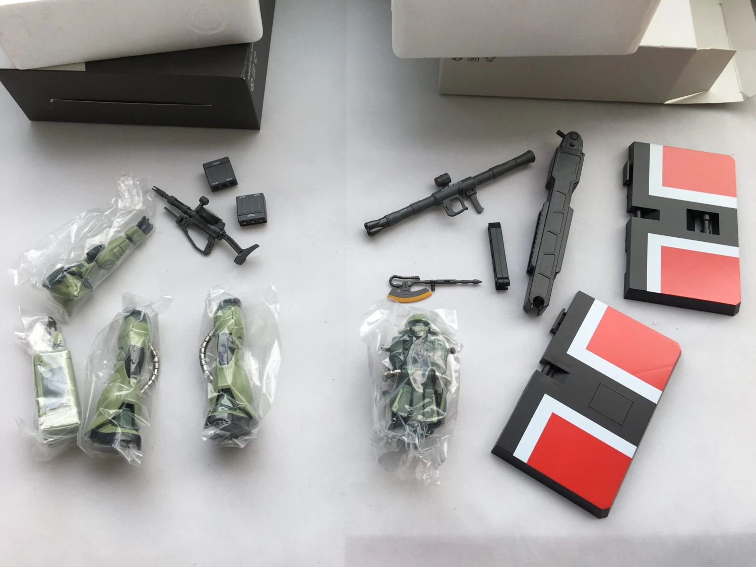 Metal Soldier 1/100 MS01 ZAKUII MS-01 MS-06 ZAKU2 Green Chogokin Metal Build 4 Metal Soldier 1/100 MS01 ZAKUII MS-01 MS-06 ZAKU2 Green Chogokin Metal Build - Image 2