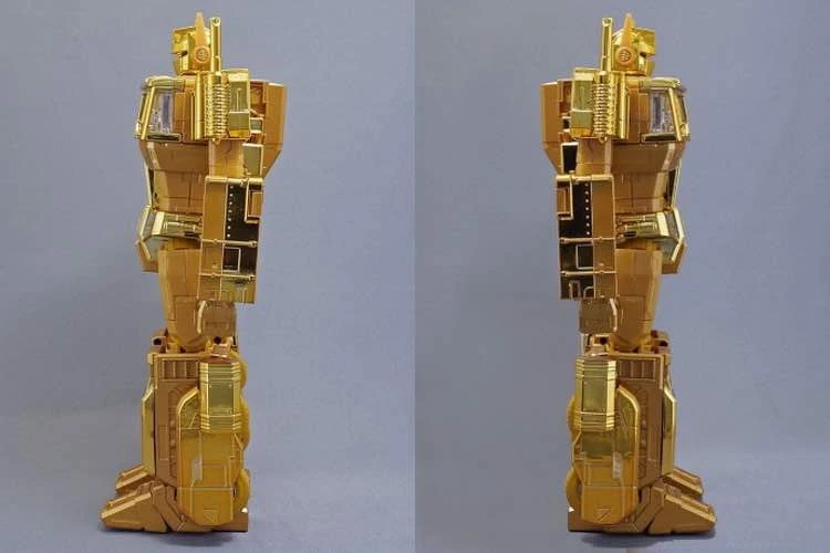 Takara MP10G MP-10G Masterpiece Optimus Prime Gold Lagoon Edition 11 Takara MP10G MP-10G Masterpiece Optimus Prime Gold Lagoon Edition - Image 9
