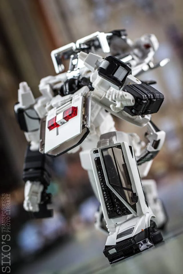 Takara MP-42 Masterpiece Cordon Diaclone Sunstreaker 6 Takara MP-42 Masterpiece Cordon Diaclone Sunstreaker - Image 4