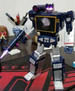 Model Model-002 MP13 Soundwave Upgrade Kits /w Lit Heads, Extra Pistol And Cassette -Prime Collectibles Store 6ca325f072