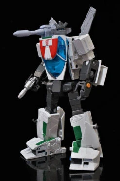Takara MP-20+ Wheeljack Anime Color -Prime Collectibles Store 8661b06f05