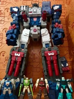 Unique Toys YM04 Palm Collection No Minds & Unhappy Highbrow Apeface -Prime Collectibles Store 9292aaf14a 1