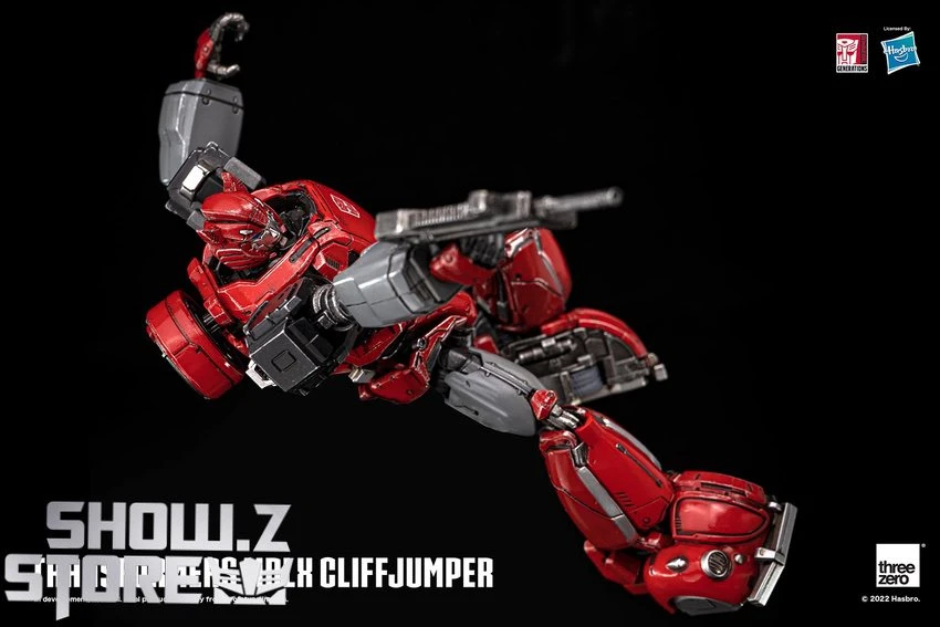 ThreeZero Studio Transformers MDLX Cliffjumper 7 ThreeZero Studio Transformers MDLX Cliffjumper - Image 5