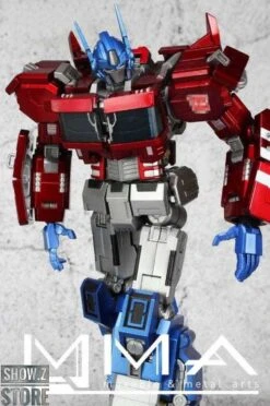 Movable & Metal Arts IDW Optimus Prime W/ Bike -Prime Collectibles Store a73e86ad7e 1