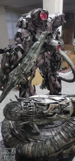 HEAT Studio 1/6 Custom Made Shockwave Statue -Prime Collectibles Store a8bbdac928