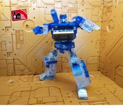 THF Toy House Factory Soundwave MP-13 Clear Version (/w Laserbeak + Buzzsaw) -Prime Collectibles Store aa1cb43dcd