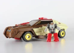 Yes Model YM11 RF-01 Data Clerk Cupola YM12 RF-02 Stubbom Buffett Set Of 2 -Prime Collectibles Store aae99ac145