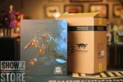 Comicave Studios 1/22 Bumblebee -Prime Collectibles Store d0139fe20d