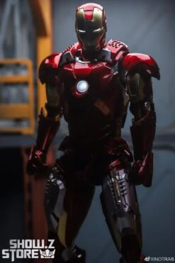 Eastern Model 1/9 Iron Man Mark 7 Model Kit