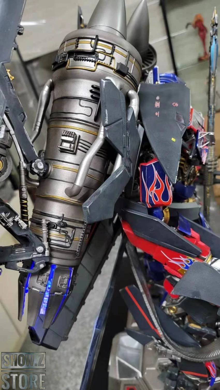 HEAT Studio Custom Made Jetpower Optimus Prime Statue 13 HEAT Studio Custom Made Jetpower Optimus Prime Statue - Image 11