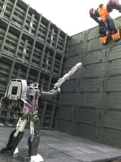 Hasbro PP-27 PP27 Optimal Optimus Power Of Prime Leader Class -Prime Collectibles Store fd99f3fd16